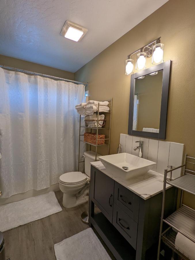 Contemporary 2-Bedroom Close To Downtown, Dining Eugene Exterior photo